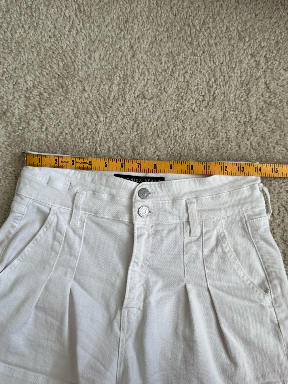 🔹 Veronica Beard Jaylen High Rise Pleated White Denim Shorts | Size 28 - Picture 9 of 10